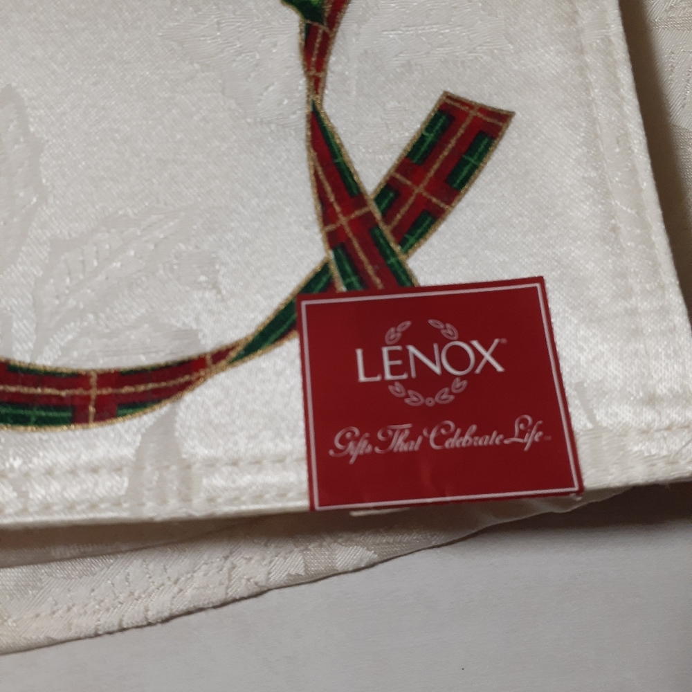 Lenox Christmas Table Linen Plus